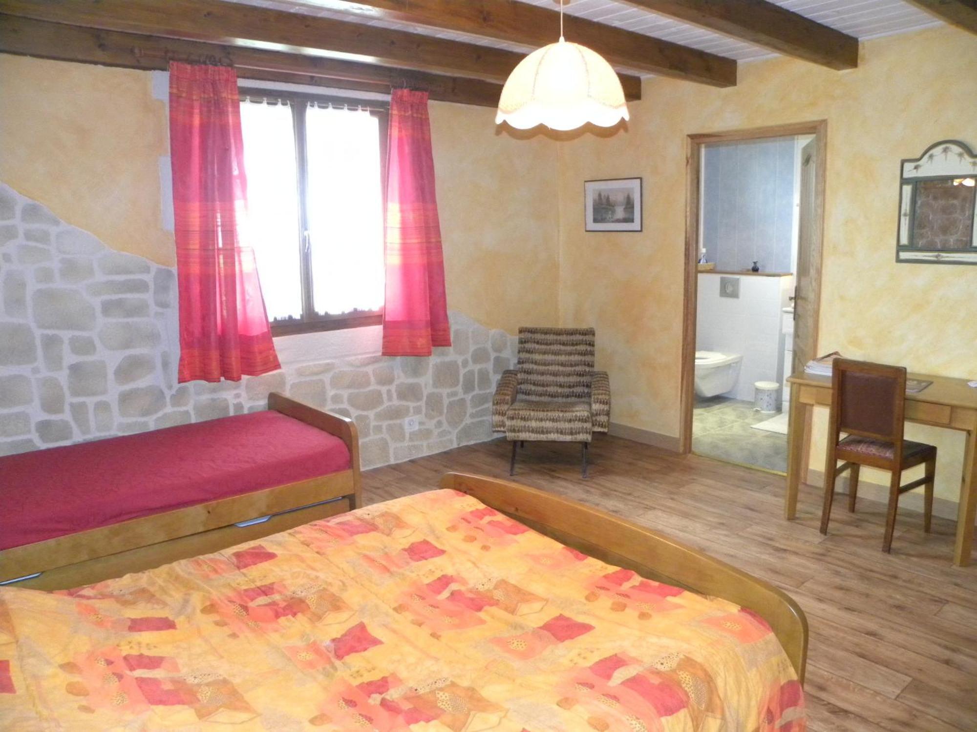 Auberge Les Volpilieres Ruynes-en-Margeride Zewnętrze zdjęcie