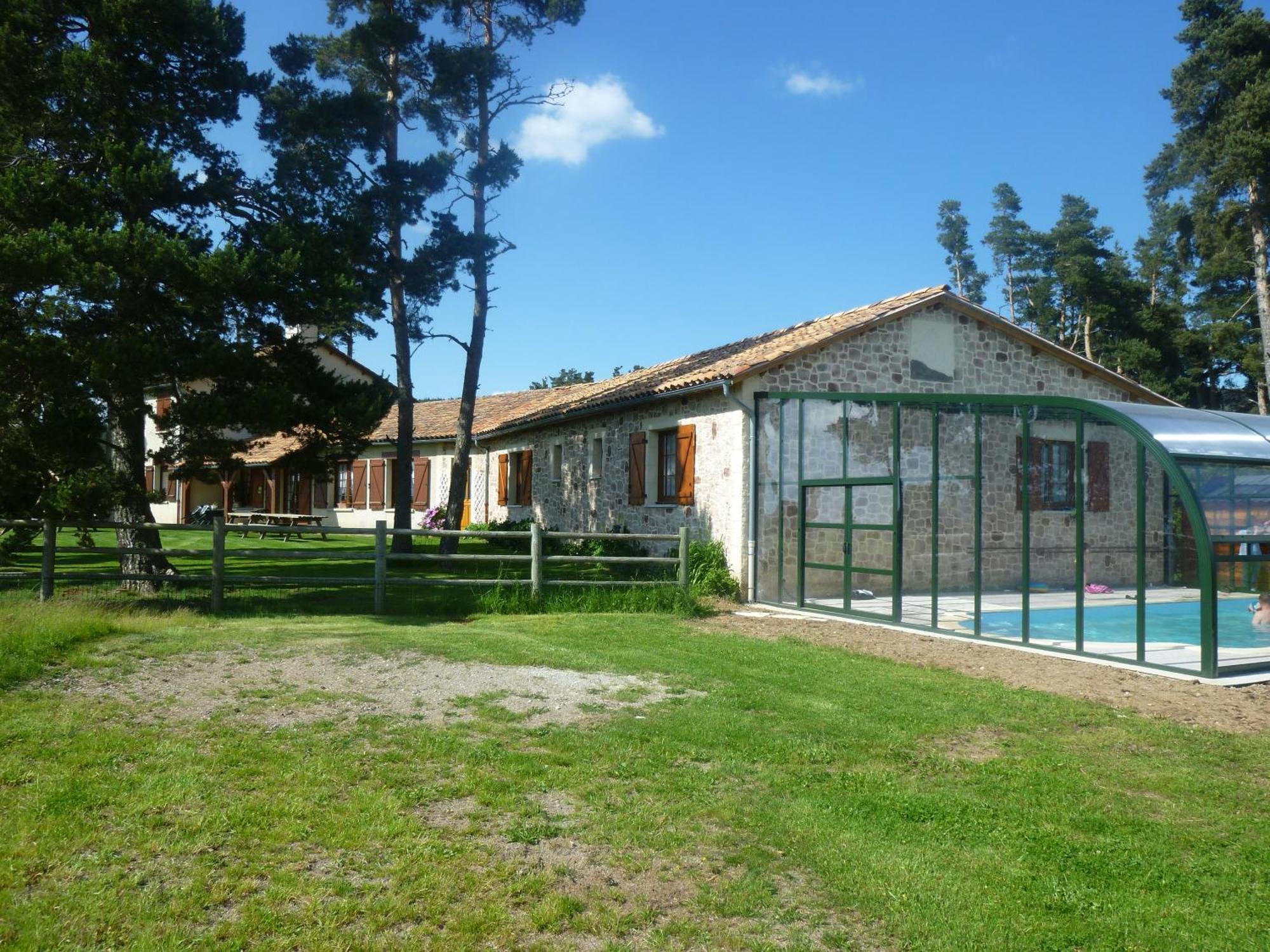 Auberge Les Volpilieres Ruynes-en-Margeride Zewnętrze zdjęcie